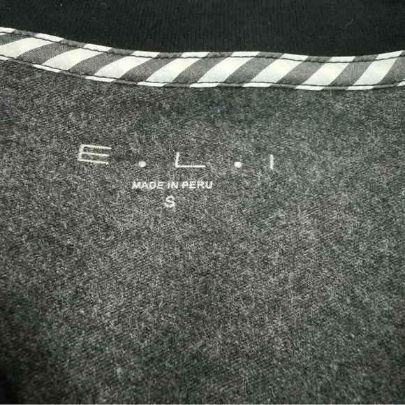 E.L.I. Small Pima Cotton Long Sleeve Pullover V Neck with Pockets Black & White - Picture 9 of 11